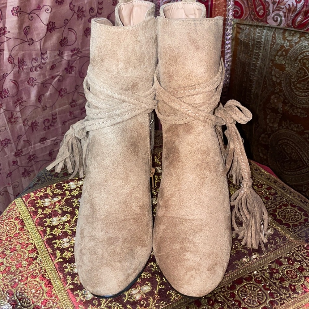 Jacobies booties